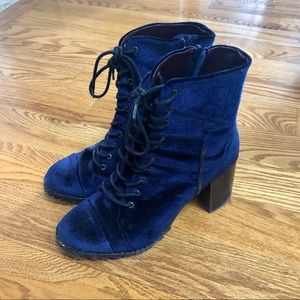 Report Platform Booties